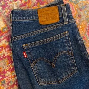 Levi’s Wedgie Straight jeans